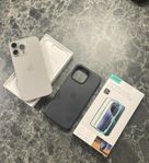 iPhone 15 Pro Max 256GB Naturligt titan i nyskick 