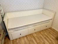 Hemnes Dagbädd inklusive två madrasser