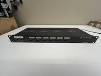 XLR distribution amplifier- 2in/6 out