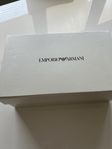 Ett par vackra sneakers – 600 kr (aldrig använda)