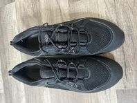 Ecco skor strl 38