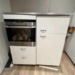 Köks ö med skåp / SLUMPAS