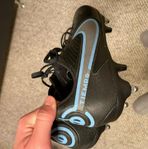 Nike Tiempo fotbollsskor 