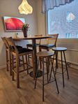 Barbord och 6 stolar