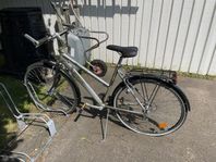 Damcykel som behöver kärlek