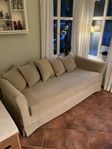 Lys beige soffa