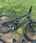 Trek Slash 8