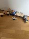 Furu 2st Lastbilar med Magnetlastning+ helikopter