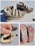 Nya barnskor, varmfodrade sneakers, storlek 30