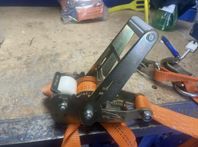 Ny Surning / Lastsäkring  Ancra 1500 kg 
