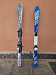 Slalomskidor 124 och 130 cm