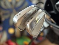 Titleist T150 7:a och PW – AMT White-skaft