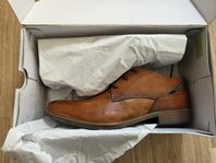 Bugatti finskor (storlek: 44) - cognac