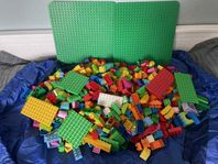 Duplo.