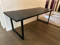 Matsalsbord 