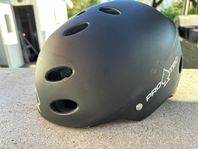 Pro-Tec Ace Water – Hjälm Kite och vattensport XL (58-60c