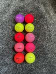 Golfbollar blandade färger och märken 