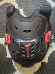 Leatt 2.5 Barn Axelskydd Svart