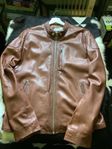 Läderjacka, Goose i helt nyskick! Medium 700kr