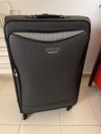 Guess resväska 80L