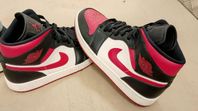 Nike Air Jordan Sneakers