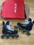 Ny CCM (40.5) Inlines Hockeyinlines Rullskridskor Hockey 