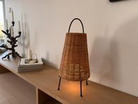 Ferm Living lampa