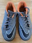 Nike fotbollsskor