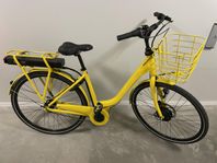Jättefin elcykel