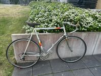 Peugeot retro racer