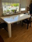 Matbord från Mio