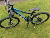 mountain bike 26tum 8 växlar fin iskick