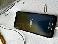 iPhone Xs med spricka skärm etc