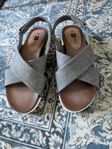 sandaler