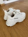 Sneakers från Balenciaga