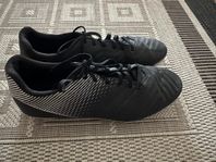 fotbollsskor 