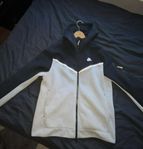 Nike Tech