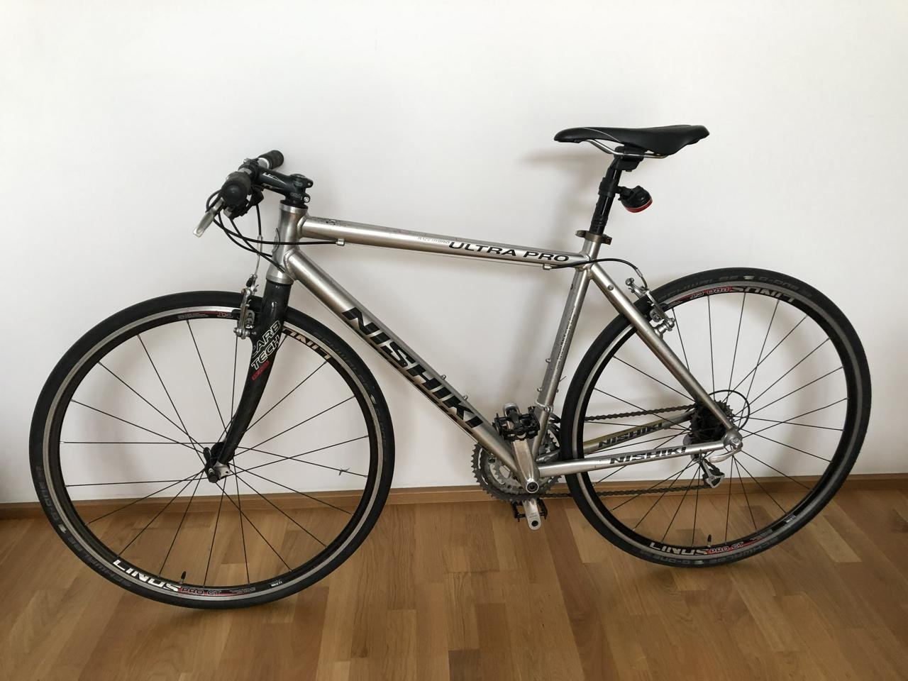 Nishiki 2007 ultra pro storlek M