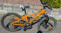 Mountainbike 20", 6 vxl, dämpare, skivbromsar 