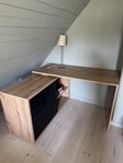 skrivbord skänkes mot avhämtning 