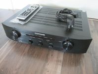 MARANTZ PM5004 i mycket bra skick och ny fjärrkontroll.