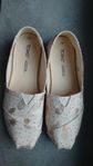 Toms espadrilles