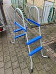 Biltema Poolstege 84cm 