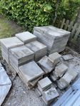 Paket med betongplattor 