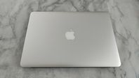 MacBook Air 13 - Intel i7 - 500GB / 8GB - 100% batterihälsa