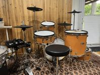 Digitalt akustiskt trumset Yamaha DTX 