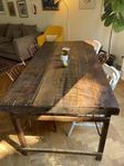Charmigt rustikt bord 180 x 90