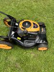 Gräsklippare med drivning och Briggs&Strattion motor 