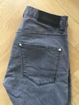 Acne jeans gråa strl. 29/32