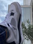 Äkta Jordan 4 military black